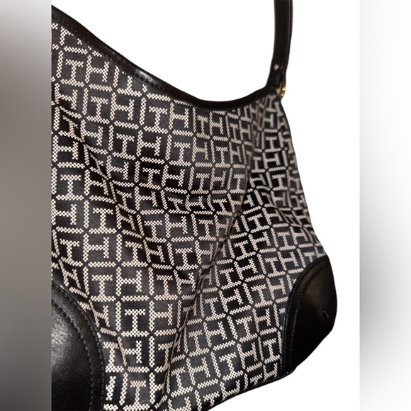 Tommy Hilfiger shoulderbag - Picture 2 of 3